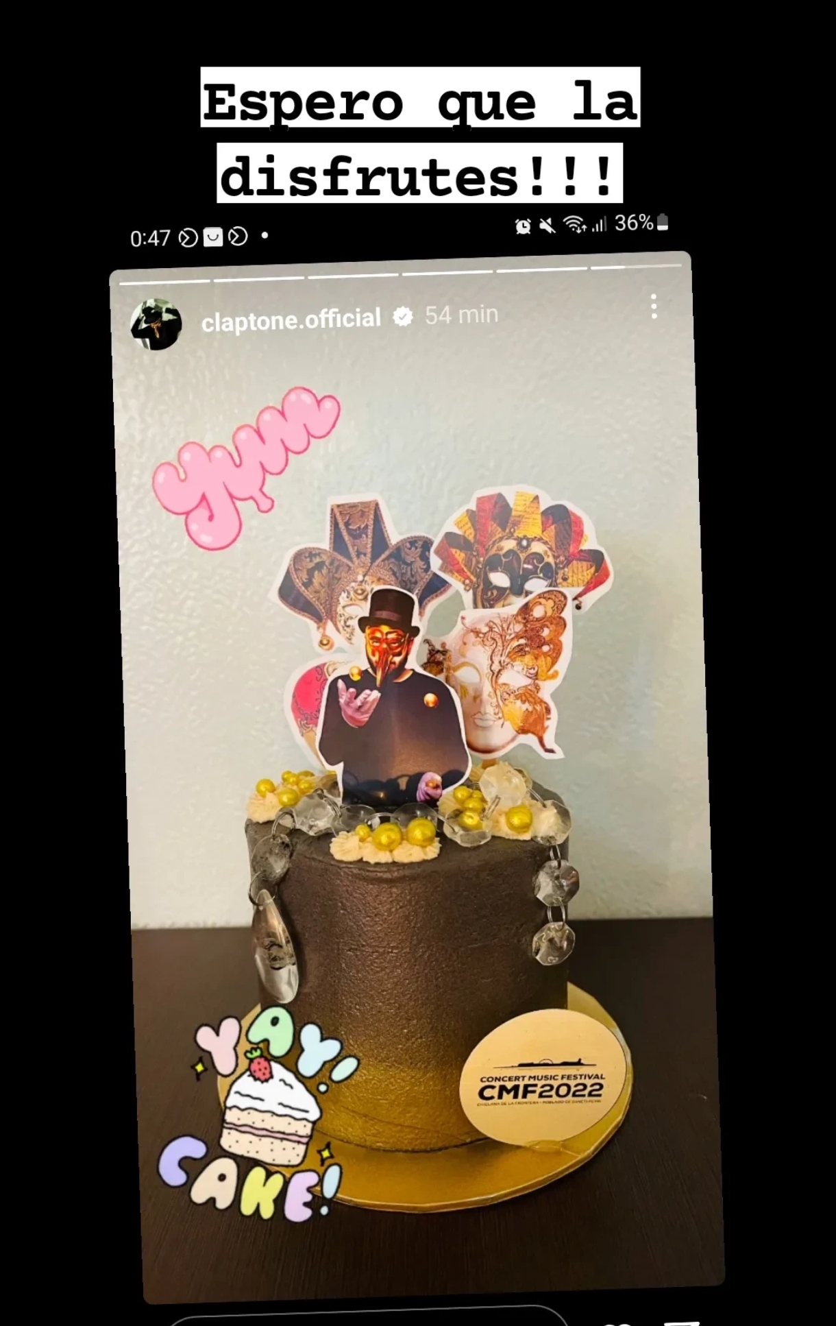 Historia de Instagram de Claptone con la tarta del festival